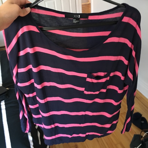Forever 21 pink & blue striped top - Picture 1 of 2